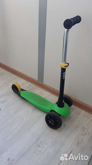 Самокат детский трехколесный бу