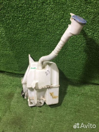 Бачок омывателя Land Rover Freelander 2