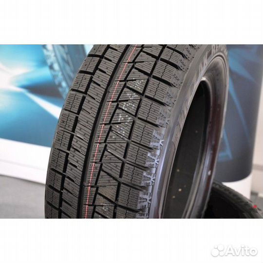 Bridgestone Blizzak Revo GZ 205/65 R16 95S