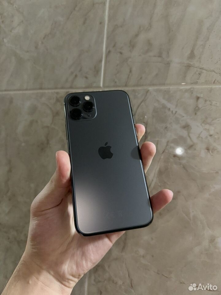 iPhone 11 Pro, 64 ГБ