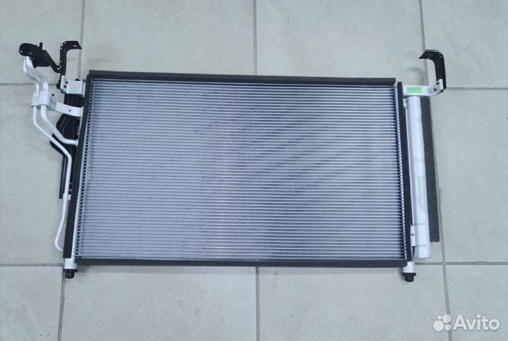 Радиатор кондиционера grand Starex 97606-4H200