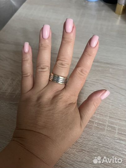 Золотое кольцо женское
