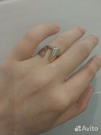 Золотое кольцо 585 пробы