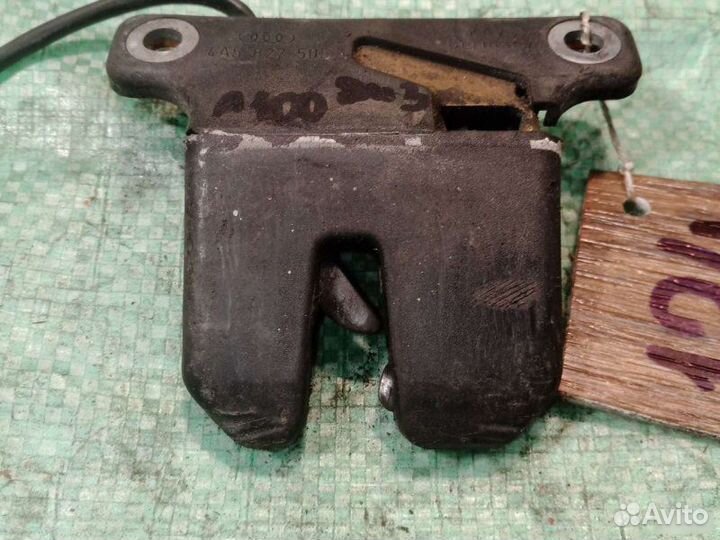 Замок багажника Audi A6 C4