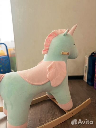 Детская качалка лошадь