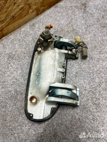 Ручка двери внешняя передняя левая Mitsubishi