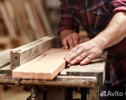 Столяр, ученик столяра