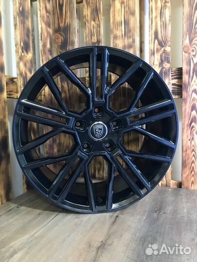 Литые диски Lumma R21 5*150