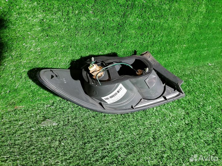 Фонарь (стоп сигнал) правый 220-61980 Mazda 6 / At