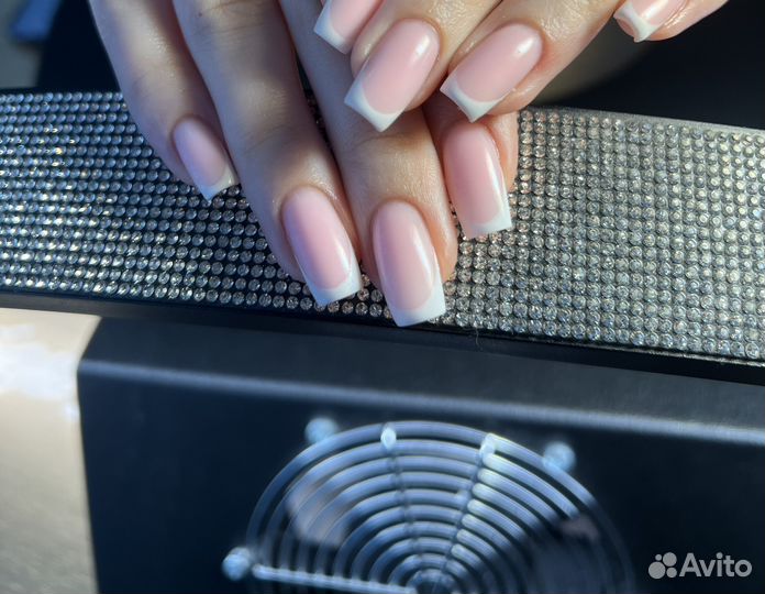 Наращивание ногтей