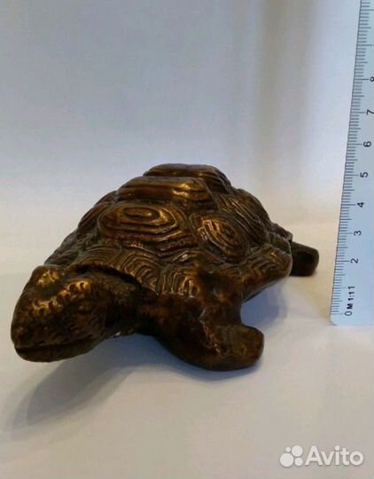 Статуэтка из бронзы. Черепаха