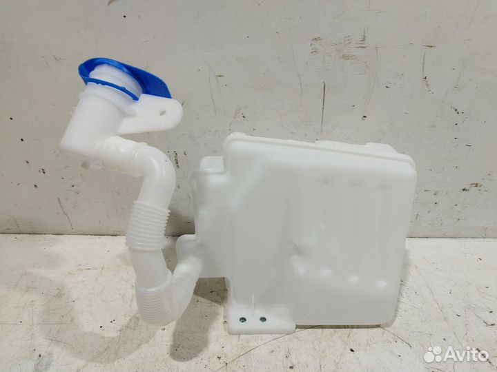 Бачок омывателя лобового стекла Golf V 2003