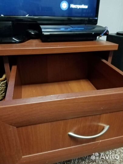 Тумба под тв