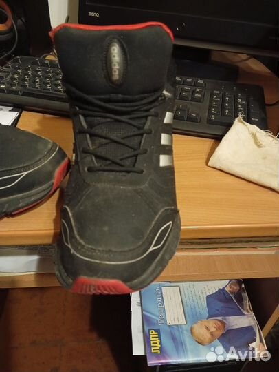 Мужские зимние кроссовки бу 41 р