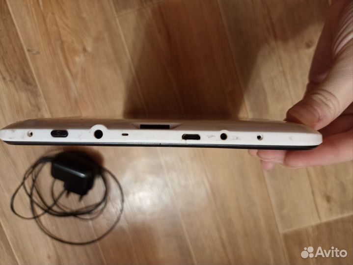 Планшет на запчасти