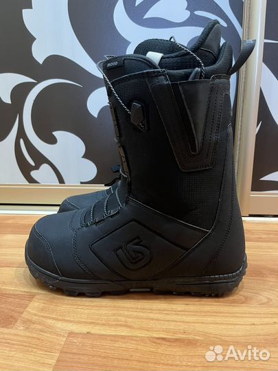 Сноубордические ботинки новые