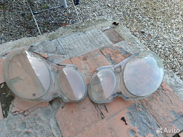 Стекла на фары w 211