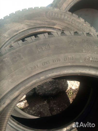 Continental Conti4x4IceContact 215/60 R17 96T