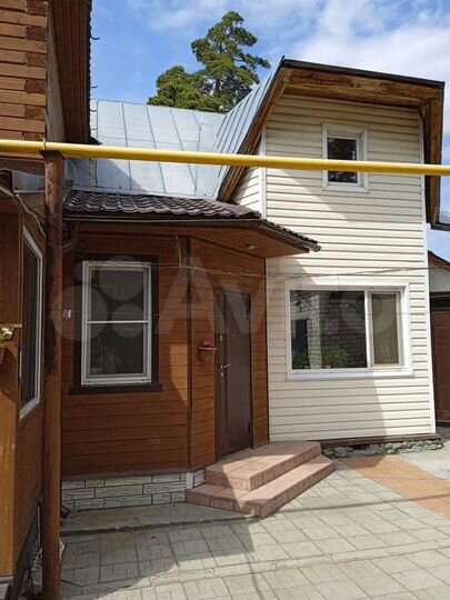 Дом 173 м² на участке 6,2 сот.