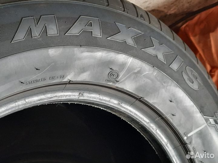 Maxxis Victra Sport VS-5 SUV 235/65 R18