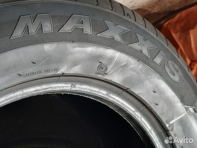 Maxxis Victra Sport VS-5 SUV 235/65 R18