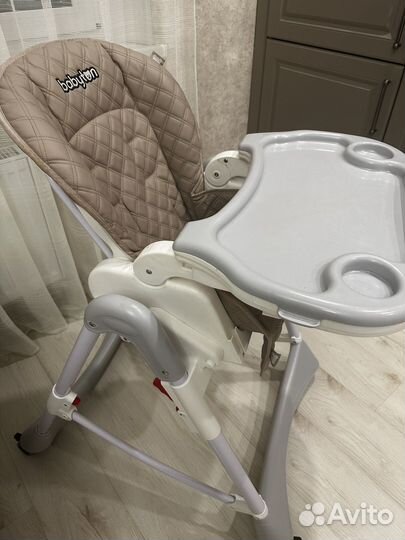 Стульчик для кормления babyton