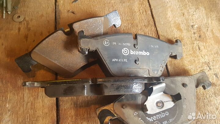 Тормозные колодки передние BMW