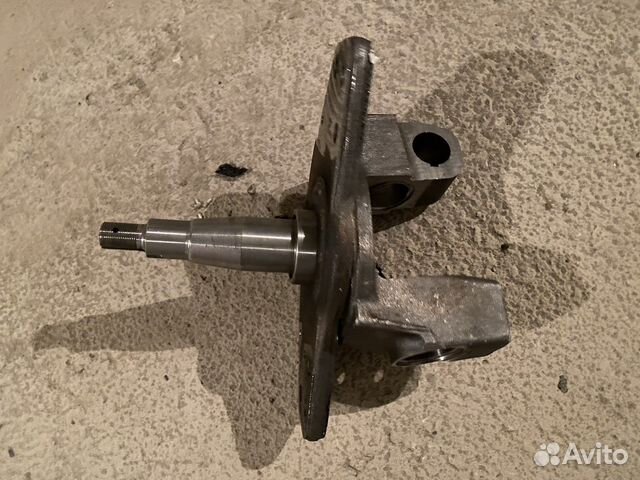 Кулак поворотный правый паз Вектор Next