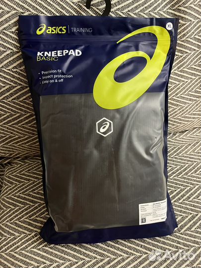 Наколенники asics Basic Kneepad 146814-0904, р. XL