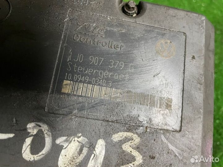 Блок ABS Volkswagen Golf 2001