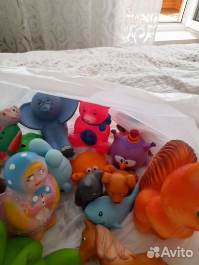 Резиновые игрушки