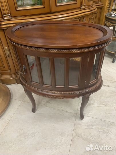 Старинный чайный столик. Индонезия. Массив