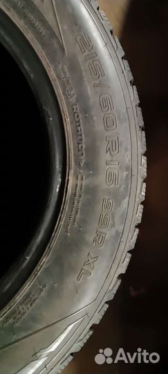 Nokian Tyres Hakkapeliitta R2 215/60 R16 99R