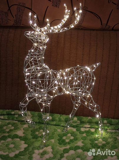 Олень из проволоки