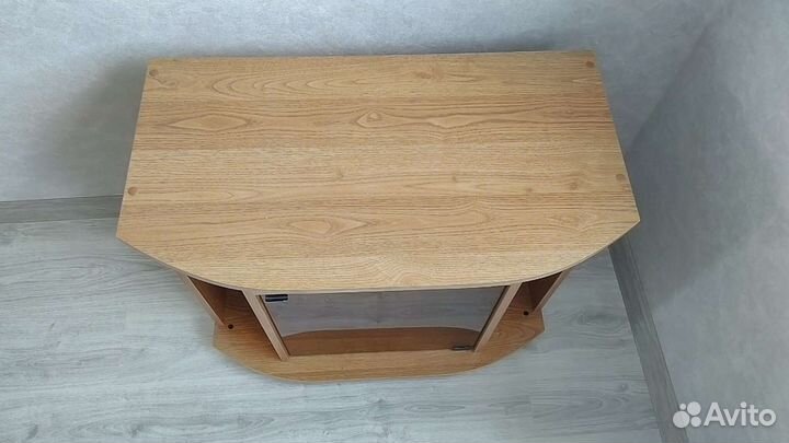 Тумба под телевизор