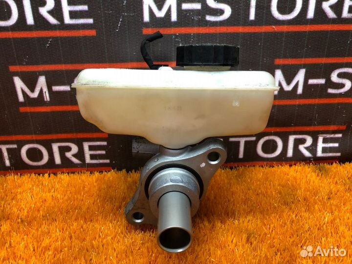 Главный тормозной цилиндр Mercedes-Benz S-Class