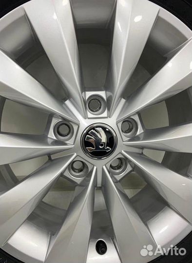 Новые Skoda Karoq 2021, Nokian 215/60 R16