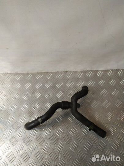 Трубка охлаждающей жидкости пластиковая Ford Focus