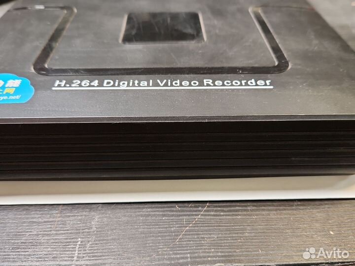 Видеорегистратор на 4 камеры аналоговый