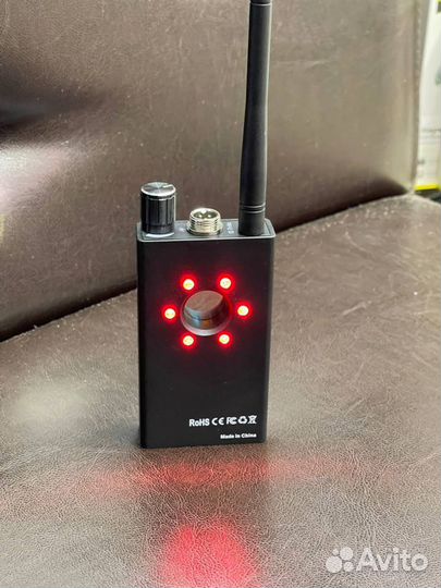 Поисковик скрытых камер и Прослушек RK-18