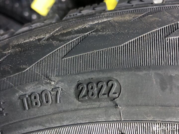 Pirelli Formula Ice 185/55 R15 86T