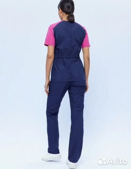 Медицинский костюм женский