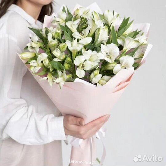 Свежие альстромерии