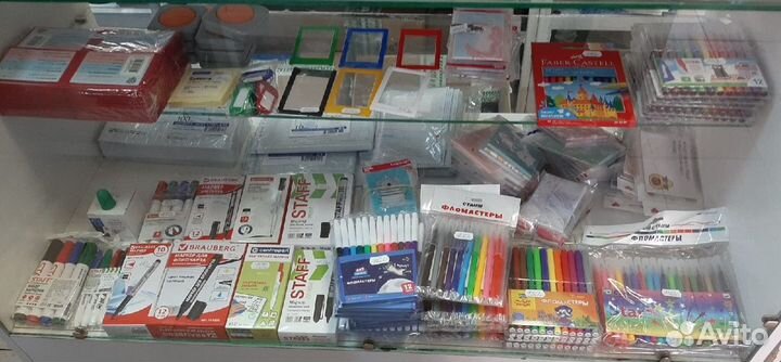 Папки уголки 100/150/180 мкм разные цвета