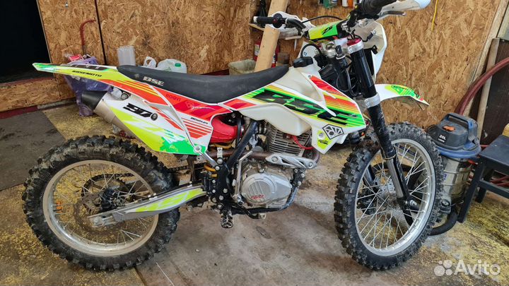 Кроссовый мотоцикл BSE Z2 21/18