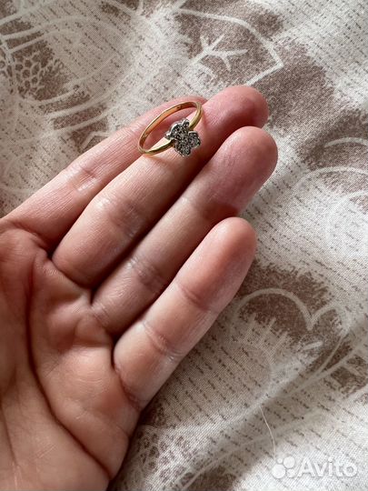 Золотое кольцо tous мишка с бриллиантами