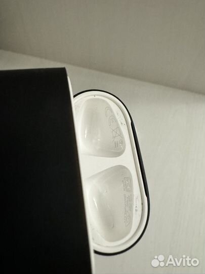Наушники Apple Airpods