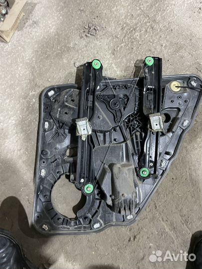 Стеклоподъемник задний левый touareg nf
