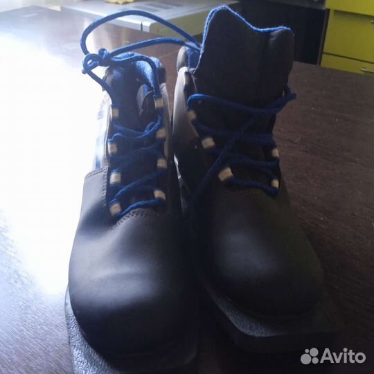 Лыжные ботинки 37 размер