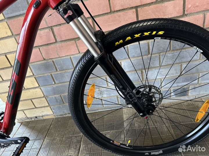 GT Avalanche Elite r9 XL